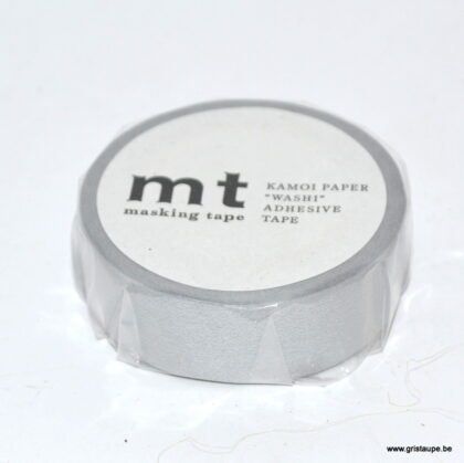 rouleau de masking tape argenté