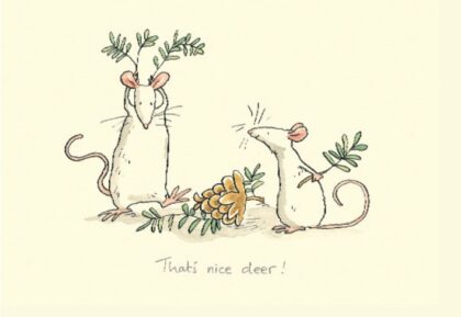 Carte de voeux avec texte en anglais représentant deux souris blanches jouant avec des branches de sapin et une pomme de pin