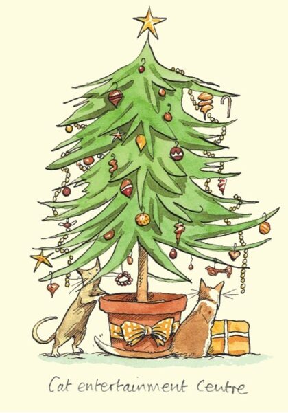 carte postale illustrée par anita jeram et éditée aux éditions two bad mice représentant des chats jouant avec un sapin de Noel