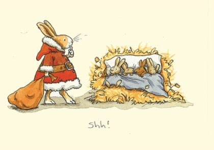 carte postale illustrée par anita jeram et éditée aux éditions two bad mice représentant un lapin déguisé en père noel avec une hotte de cadeaux