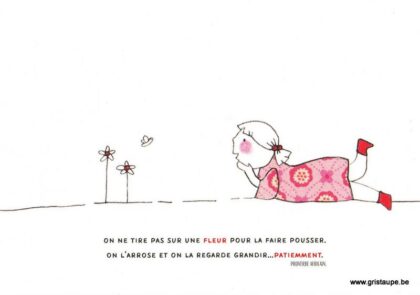 carte postale illustrée et éditée par amandine collart illustratrice sous le nom les petites choses d'amandine représentant une jeune fille regardant les fleurs pousser